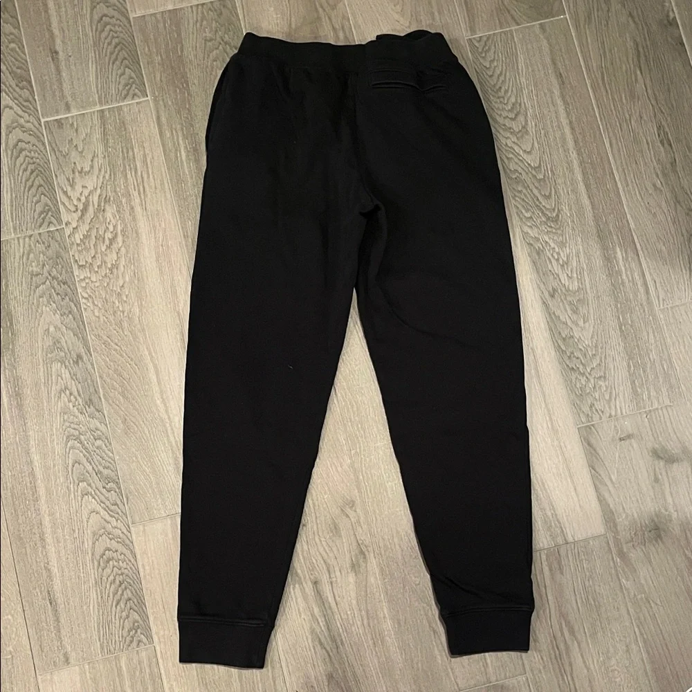 Under Armour Boys Black Sweatpants Size: L